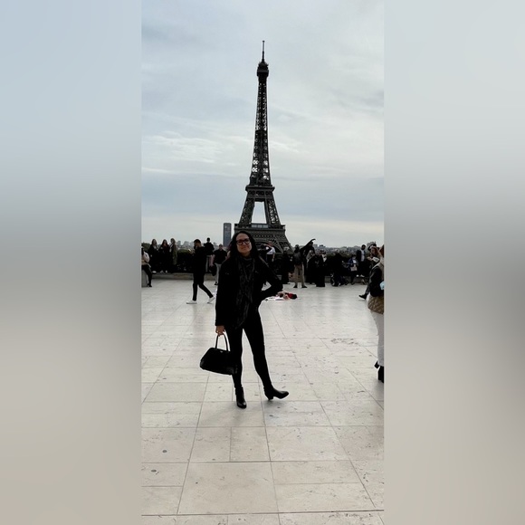 Meet your Posher, Marie - Picture 2 of 2